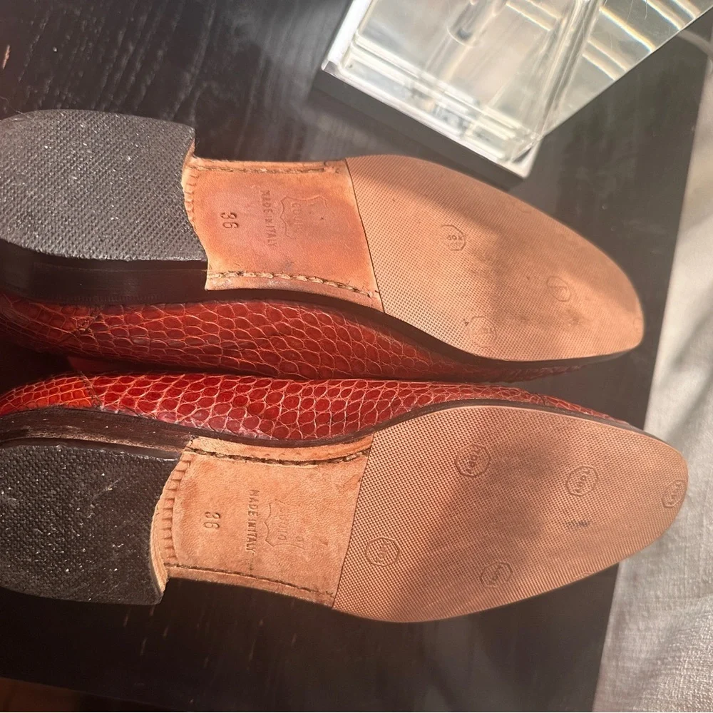 Manolo Blahnik lace up crocodile loafers